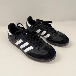 Adidas SAMBA OG SHOES, size 8